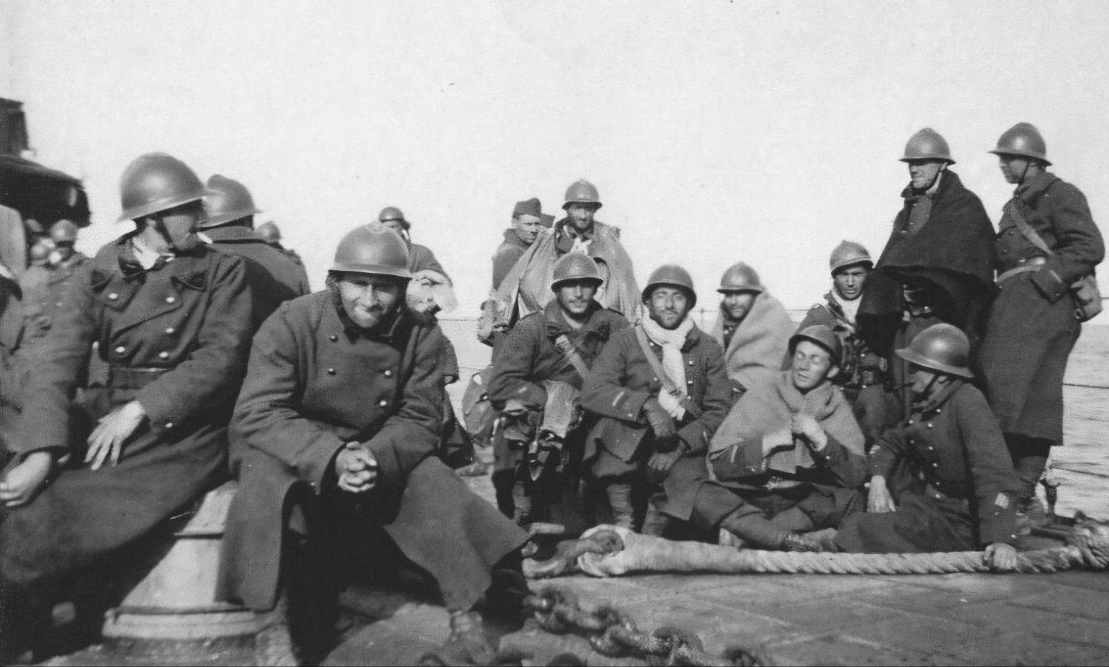 Franse WO2 M26 Adrian helm infanterie 1940 blitzkrieg, Enlèvement ou Envoi