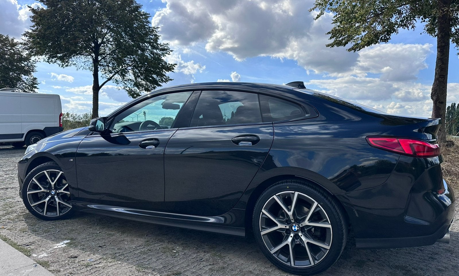 BMW 218i Gran Coupe M Pack Led Navi Leder Lineass BT Pdc, Auto's, Achterwielaandrijving, Startonderbreker, Leder, Bedrijf