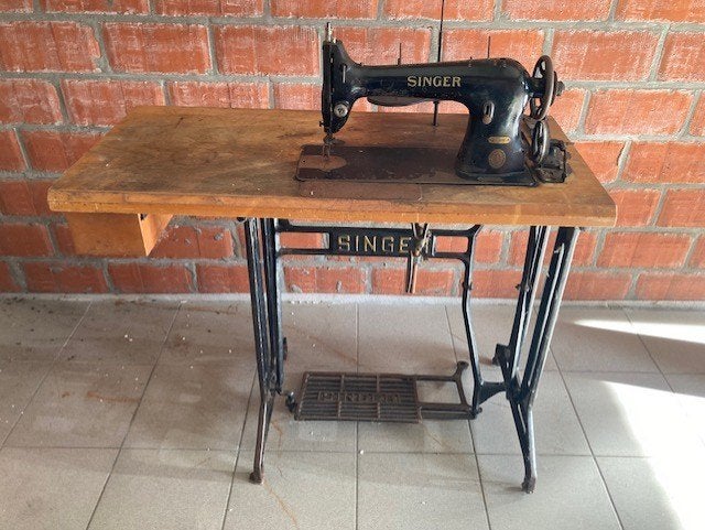 Industriële vintage Singer naaimachine, Collections, Enlèvement, Maison et Meubles