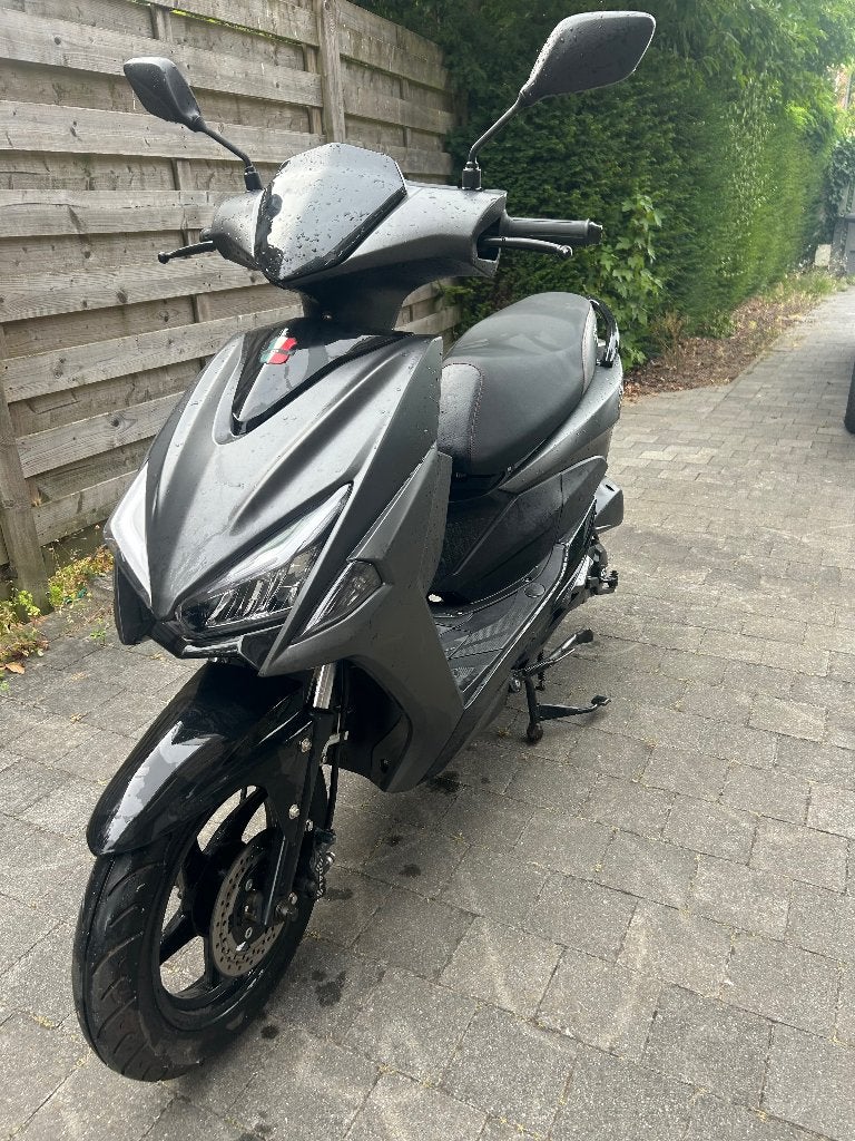 Scooter Sirocco, Fietsen en Brommers, Ophalen, Klasse A (25 km/u), Zo goed als nieuw, GTS