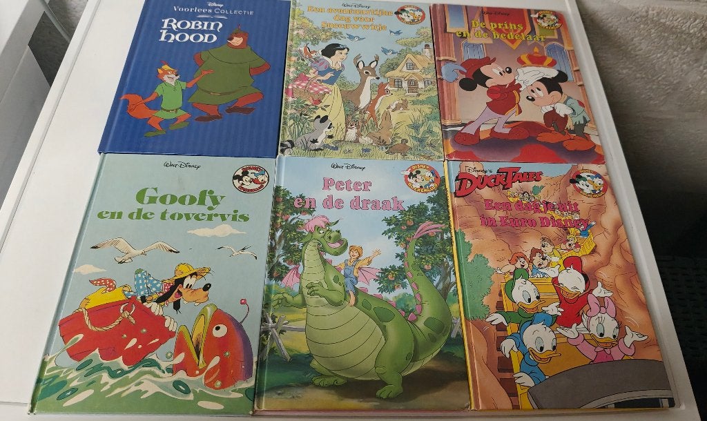 Set van 11 boekjes Disney Boekenclub, Enlèvement ou Envoi, Utilisé, Garçon ou Fille, Livre de lecture
