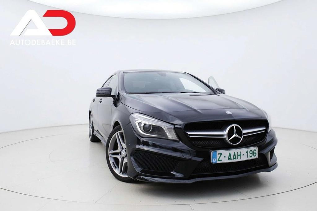 Mercedes-Benz CLA-Klasse 180 AMG Line / Sportuitlaat / Xenon, CLA, 122 pk, Gebruikt, 4 cilinders