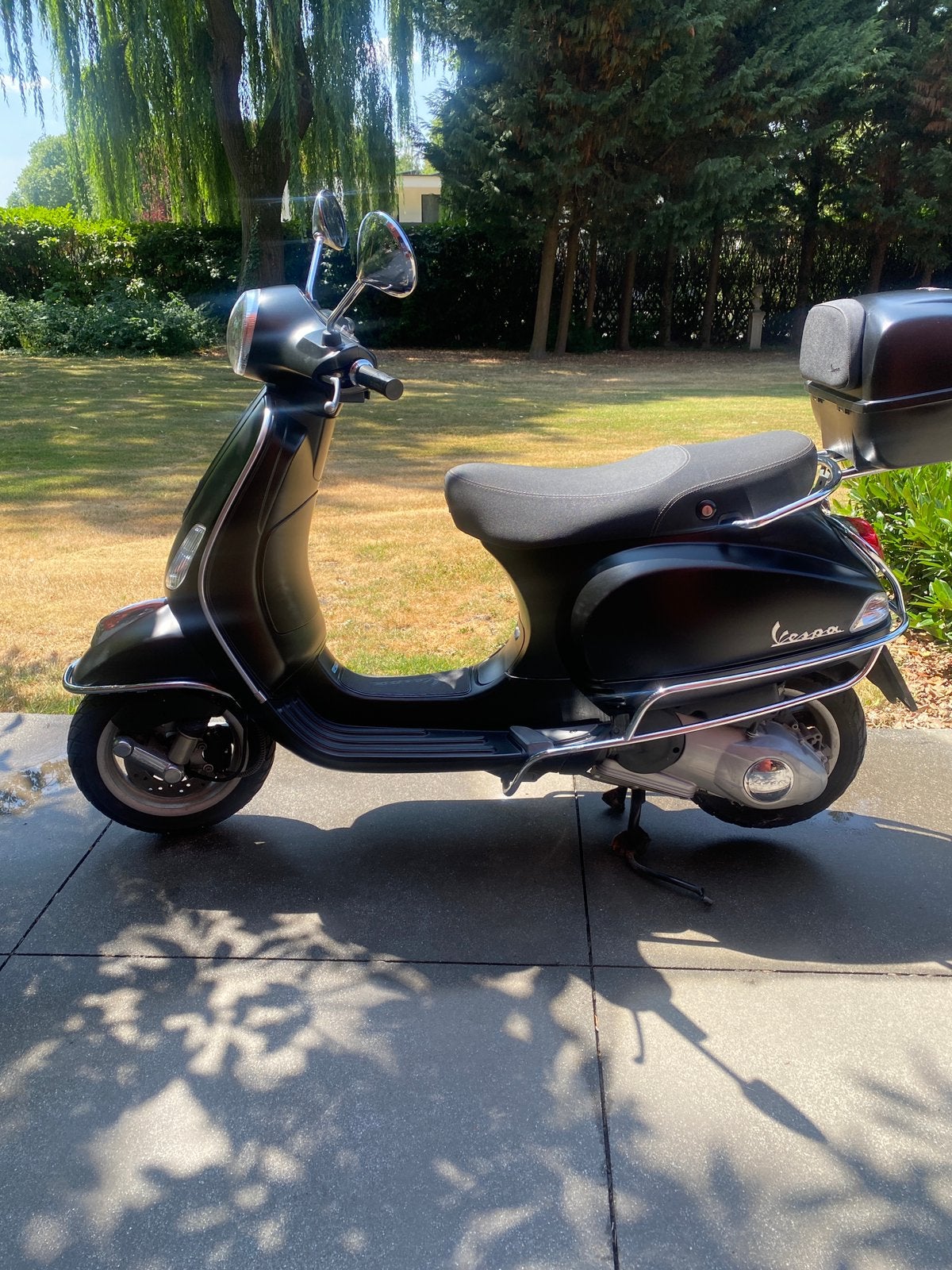 Vespa LX 3V tekoop, Fietsen en Brommers, Ophalen, Zo goed als nieuw