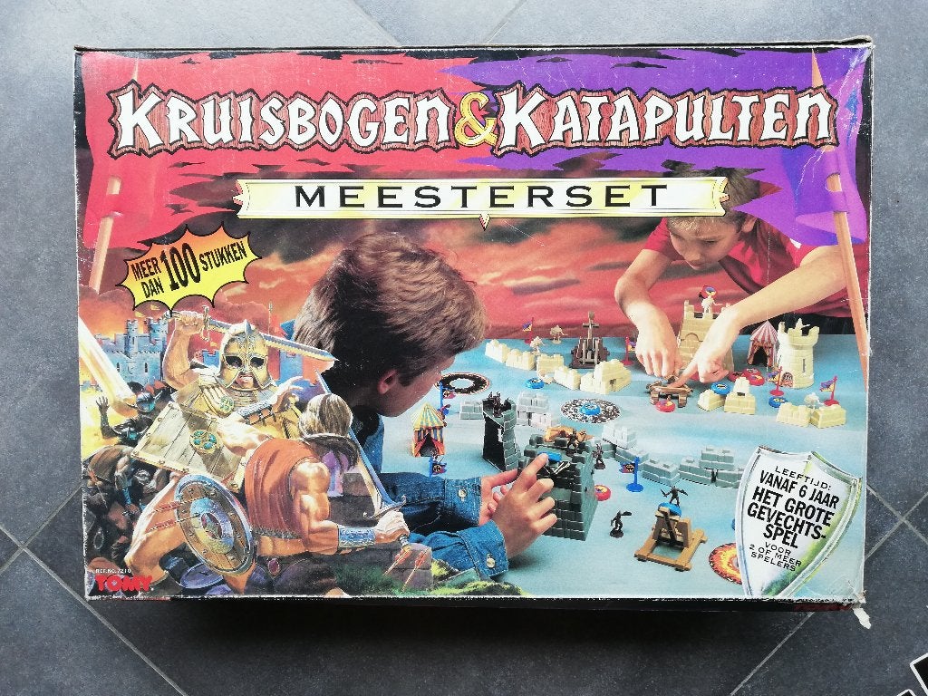 Kruisbogen En Katapulten Meester Set Tomy, Hobby en Vrije tijd, Gezelschapsspellen | Overige, Ophalen of Verzenden, Gebruikt