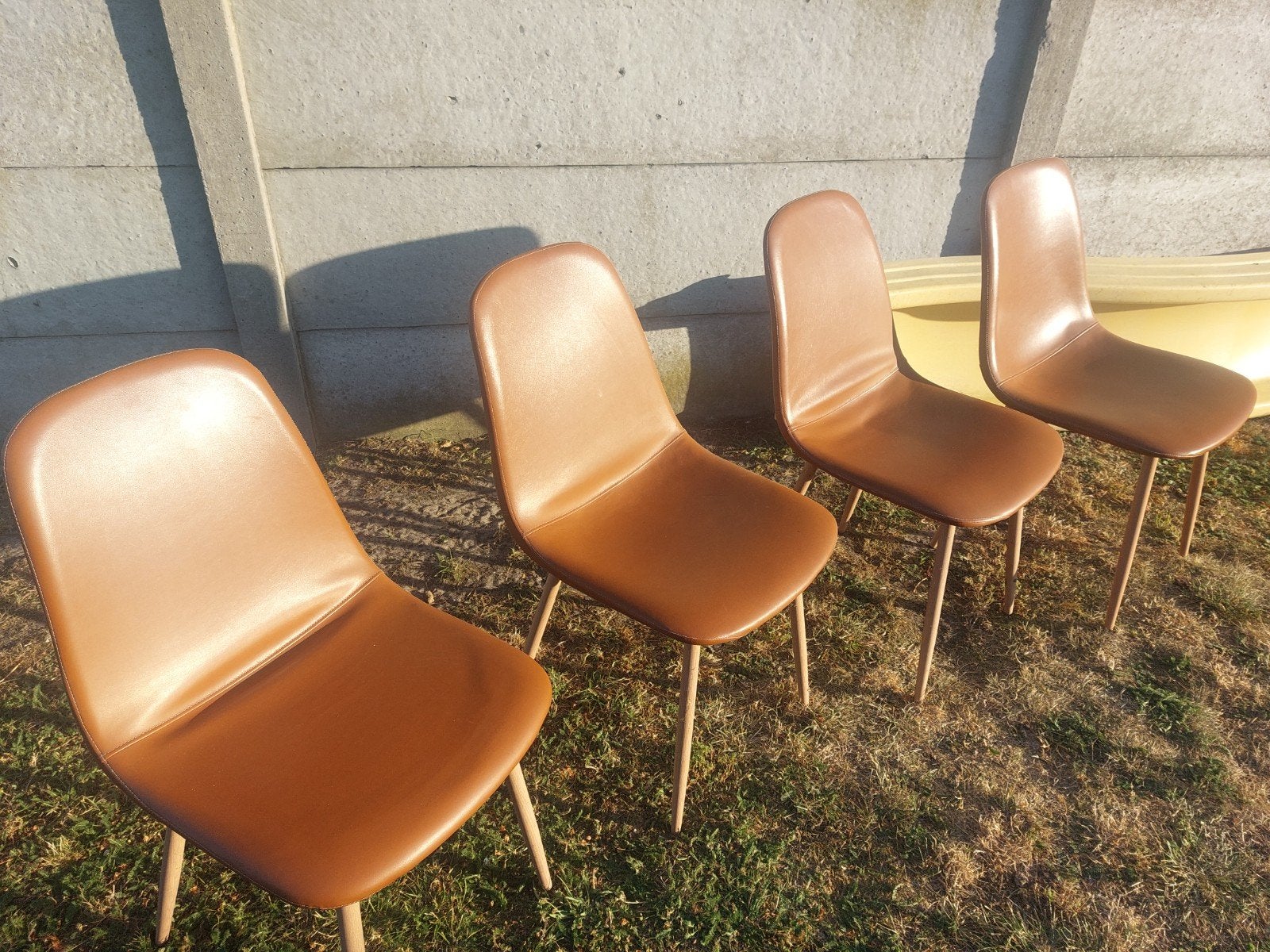 Cognac bruine stoelen, Huis en Inrichting, Stoelen, Ophalen, Gebruikt, Bruin, Vier