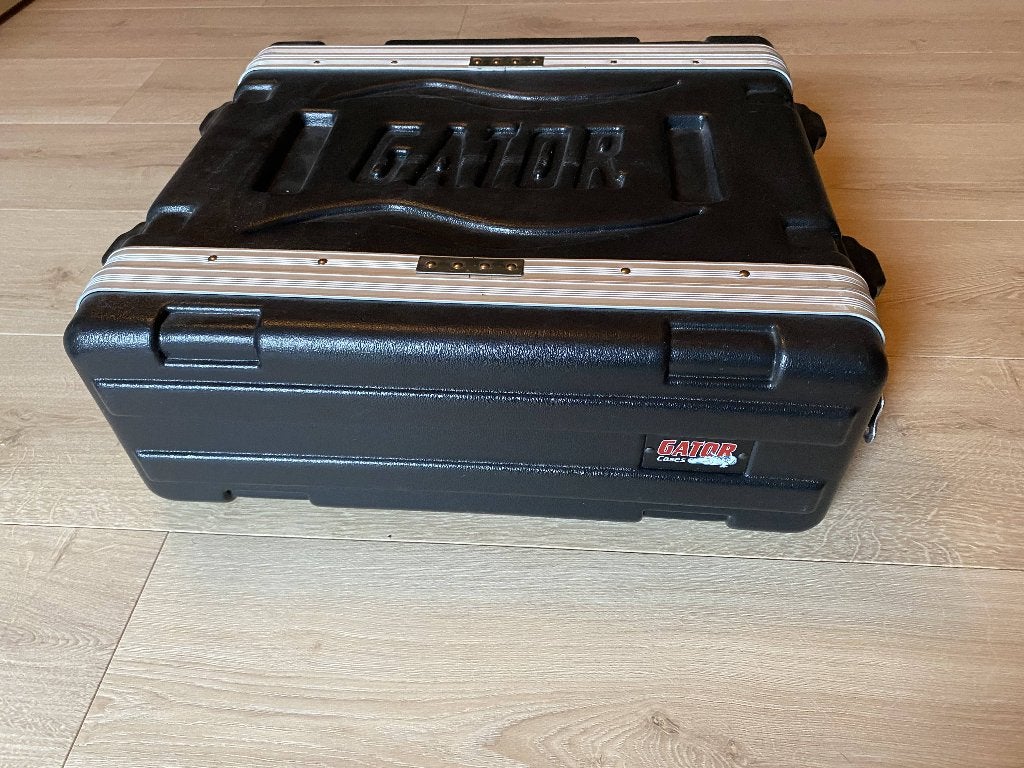 Gator case 3U GR-3S met voeding, Enlèvement, Utilisé, Audio