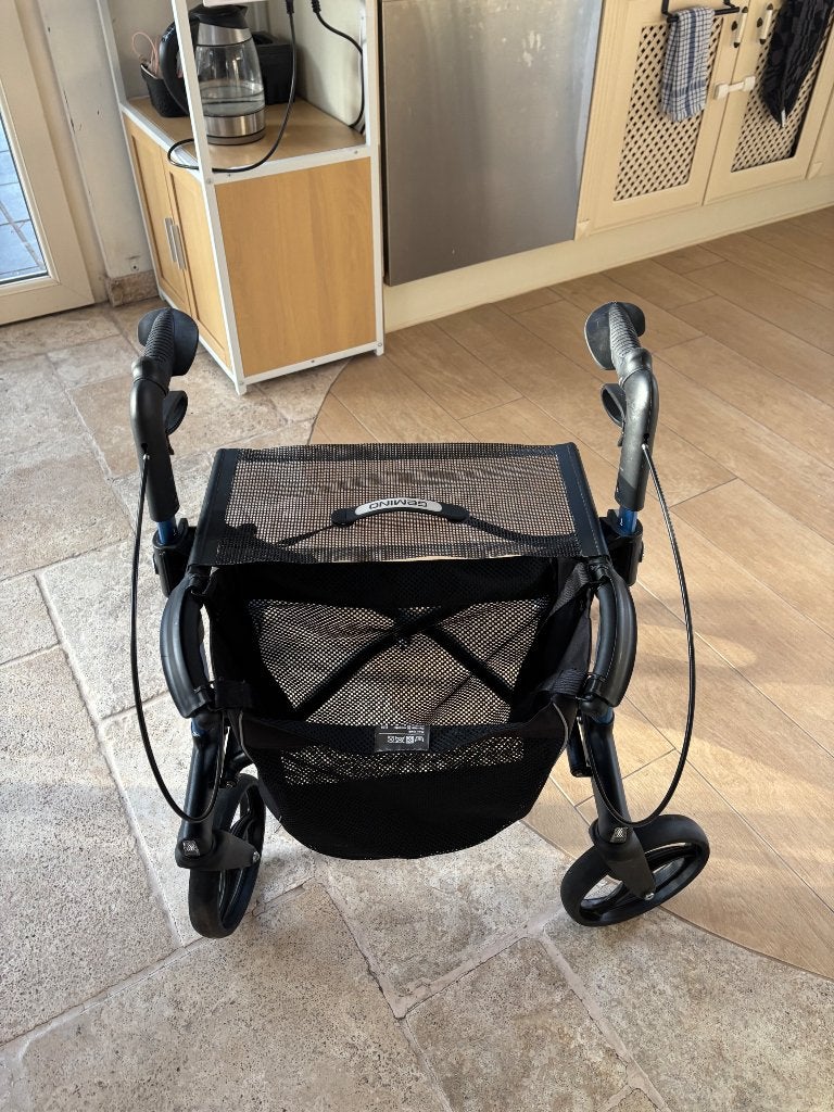 Rollator germino, Ophalen, Lichtgewicht, Zo goed als nieuw