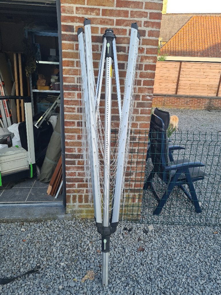 Droog zwierder buiten, Enlèvement, Comme neuf