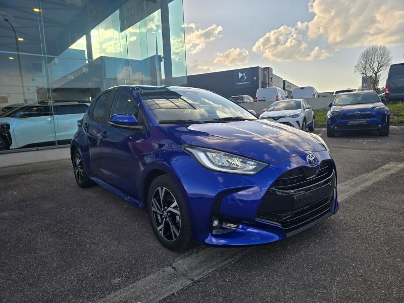 Toyota Yaris Iconic, Auto's, Automaat, 1498 cc, Blauw, 5 deurs