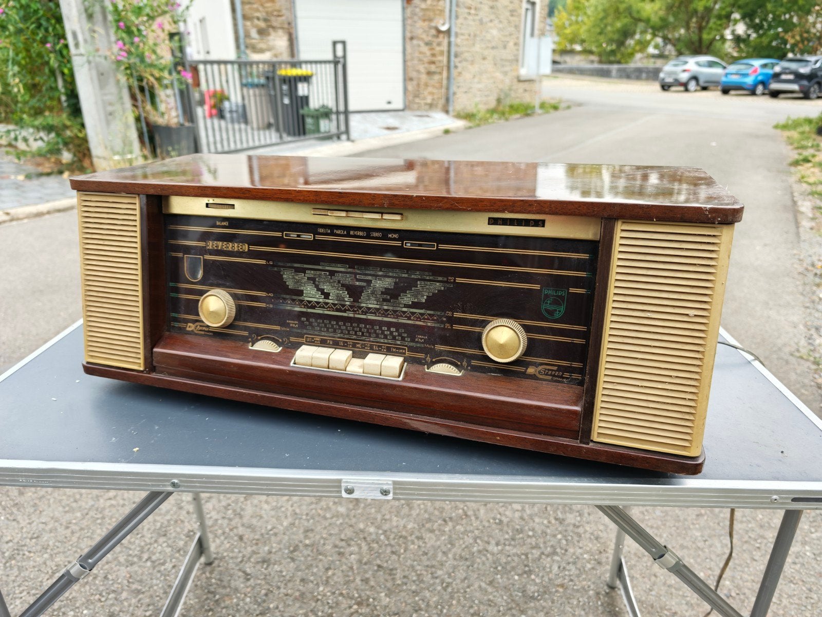 Radio Philips REVERBEO, Enlèvement
