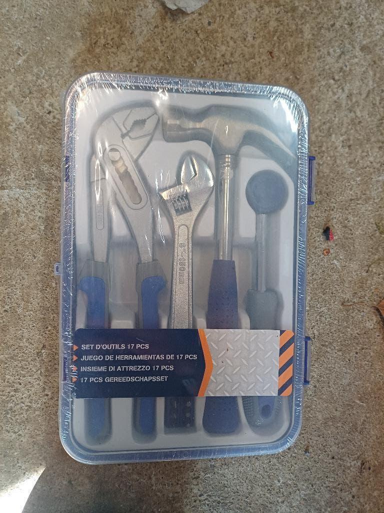 Outils, Enlèvement ou Envoi, Neuf