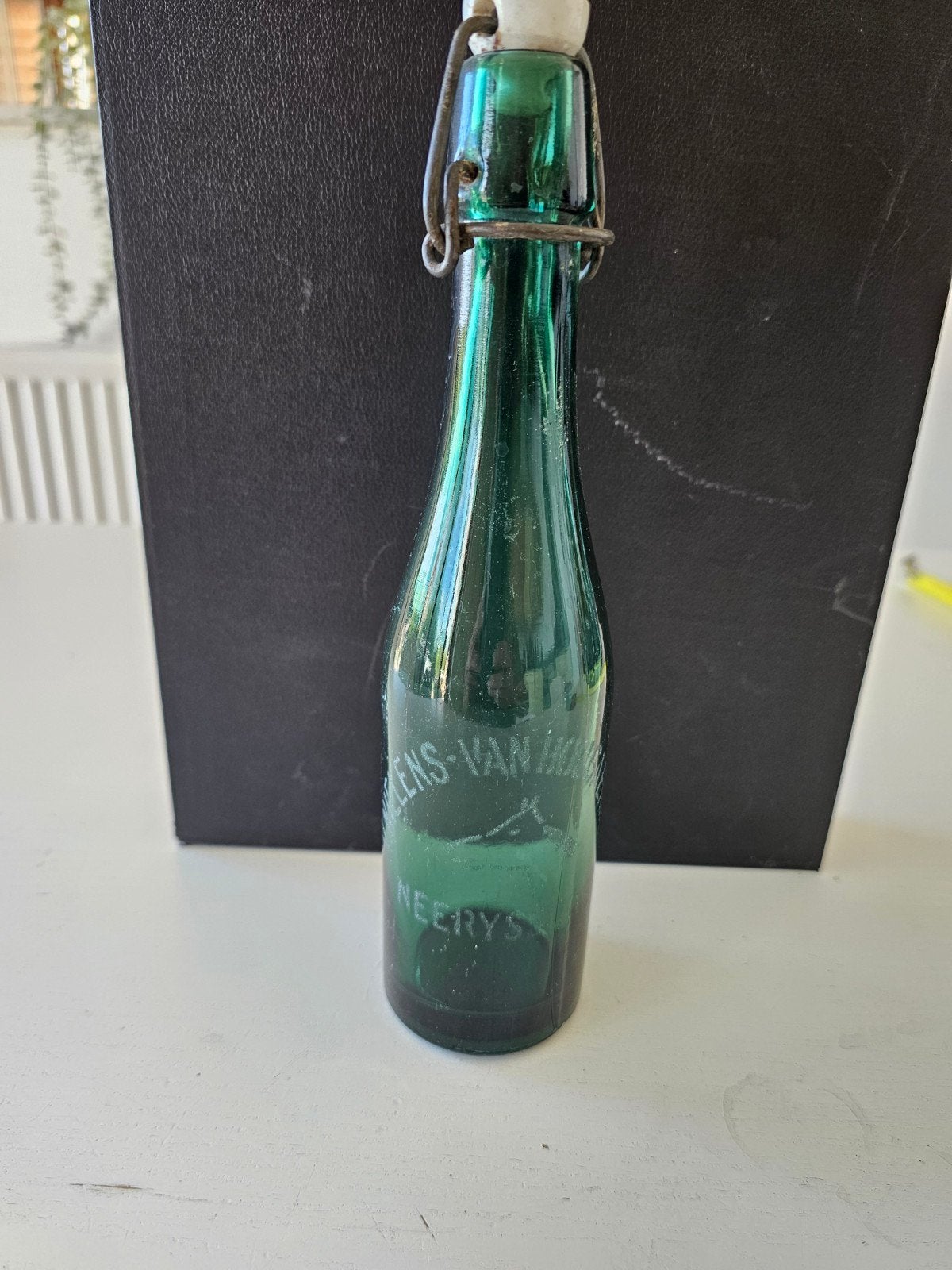 bouteille de bière v.nielens.van hougaerden neeryssche, Collections, Enlèvement ou Envoi