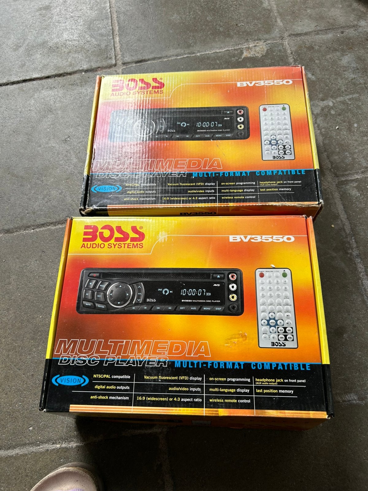 2 stuks auto radio nieuw, Ophalen, Nieuw