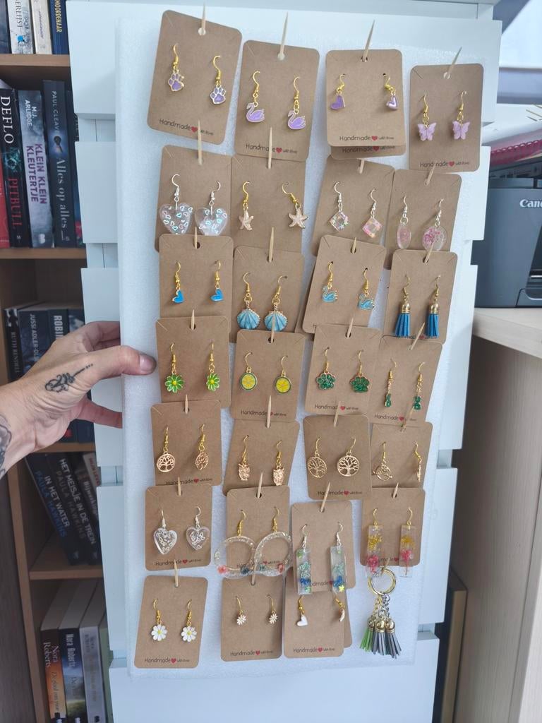 Oorbellen en sleutelhangers, Ophalen of Verzenden