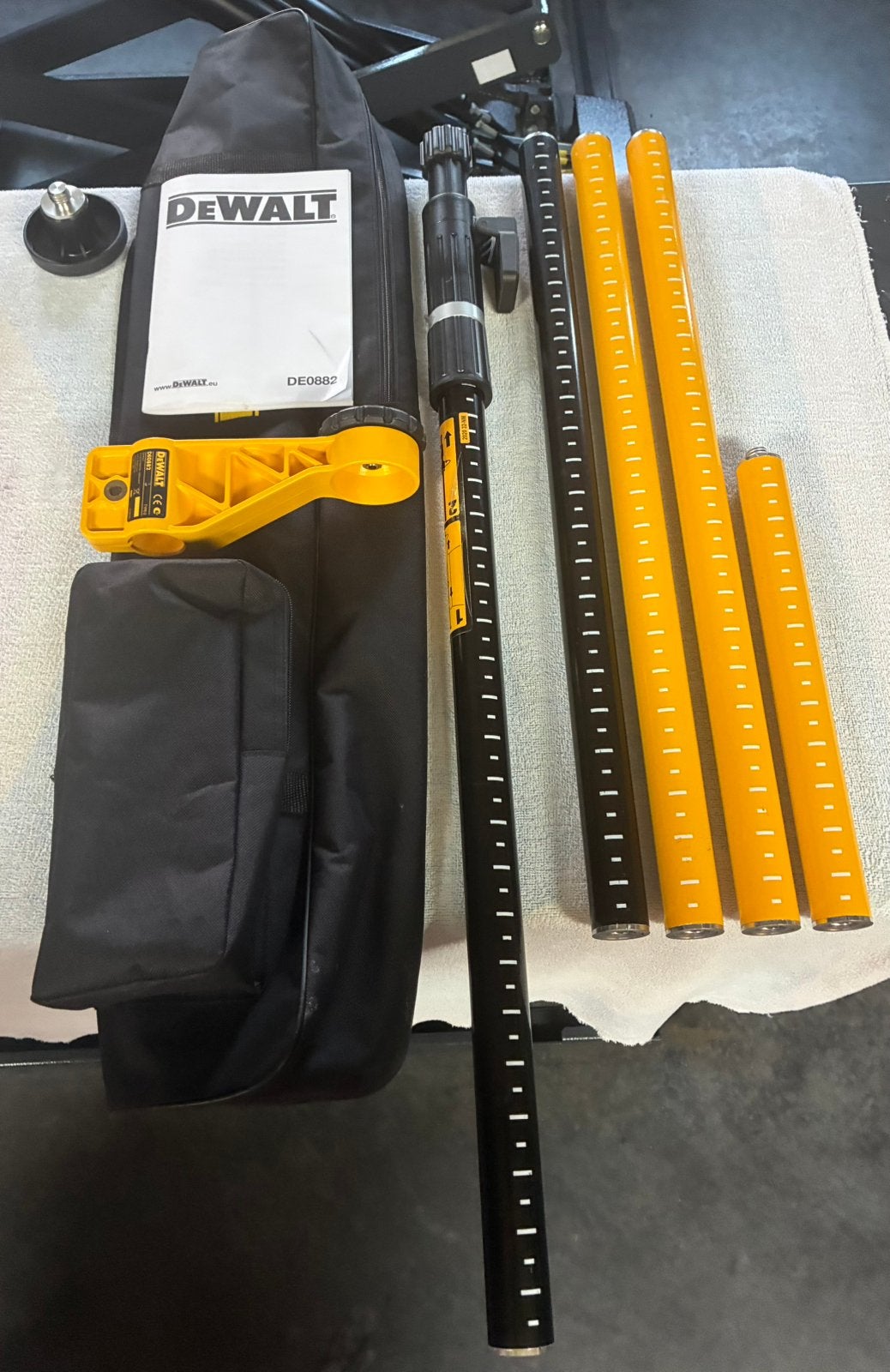 DeWalt laserkolom, Ophalen, Zo goed als nieuw