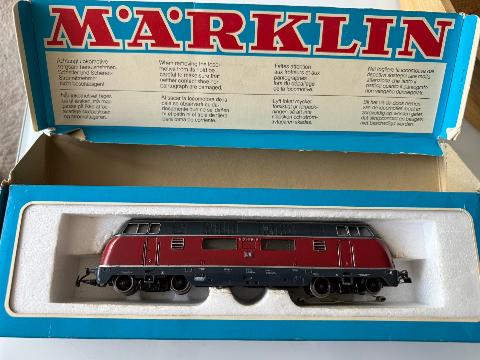 Locomotive diesel Marklin H0 3021 V06 DB BR V 200, Hobby & Loisirs créatifs, Trains miniatures | HO, Enlèvement ou Envoi, Utilisé