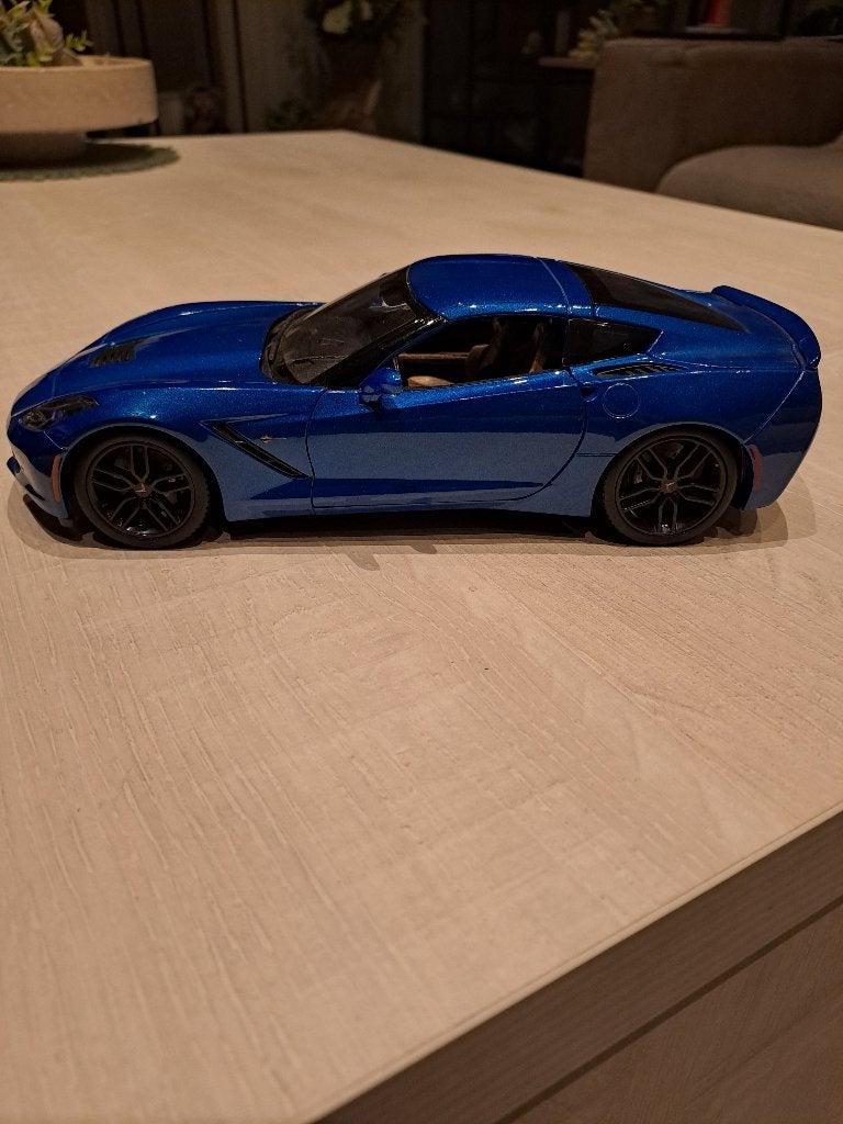 Modèle de voiture Corvette Stingray 2014, Enlèvement, Comme neuf, Voiture, Maisto
