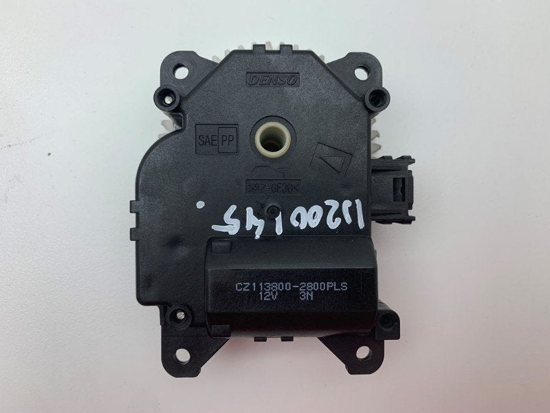 ACTIONNEUR MOTEUR VOLET CHAUFFAGE Toyota Yaris III (P13), Utilisé, Toyota