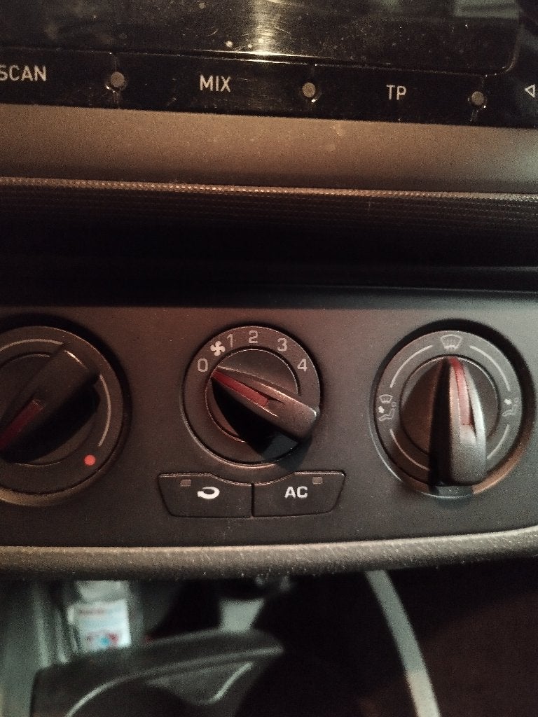 Seat Ibiza, Voorwielaandrijving, 4 deurs, Stof, Grijs