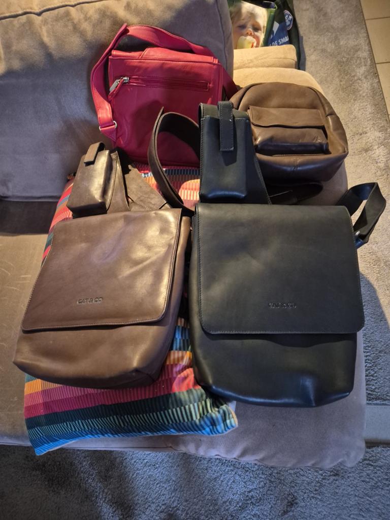 CAT et compagnie, Bijoux, Sacs & Beauté, Sacs | Sacs de voyage & Petits Sacs de voyage, Rouge, Enlèvement ou Envoi