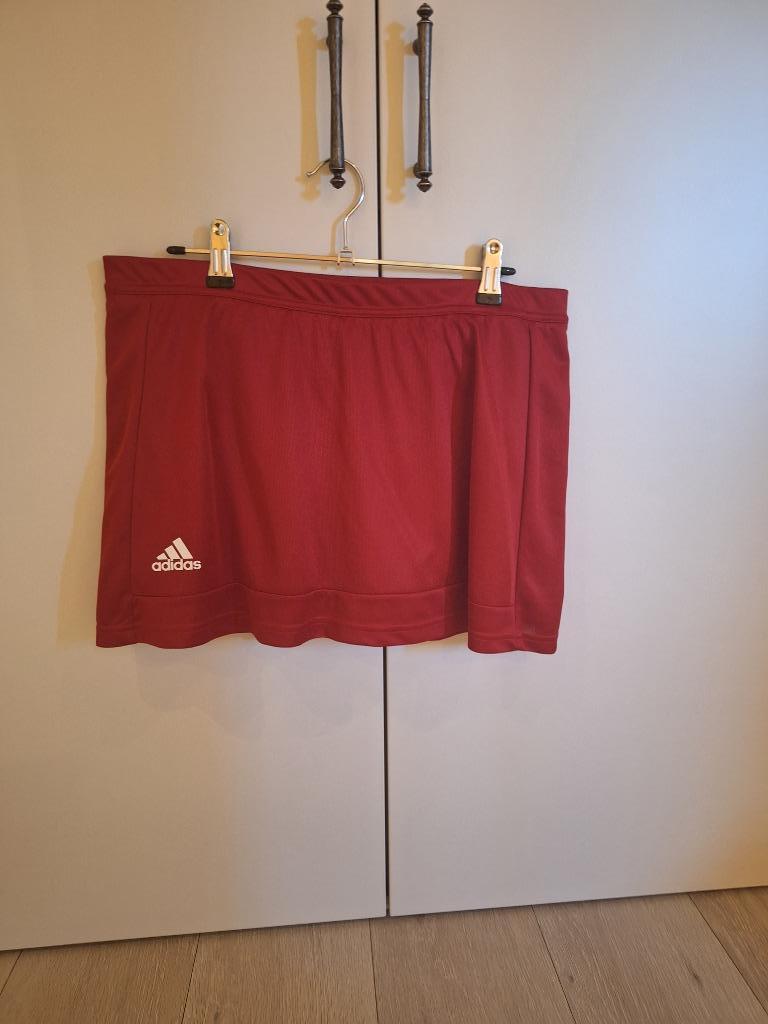 Tenniskleding, rokje, Adidas (Climalite), maat L, rood, Adidas, Maat 42/44 (L), Ophalen of Verzenden, Zo goed als nieuw