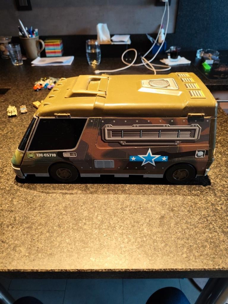 Micro machines legertruck, Hobby en Vrije tijd, Ophalen