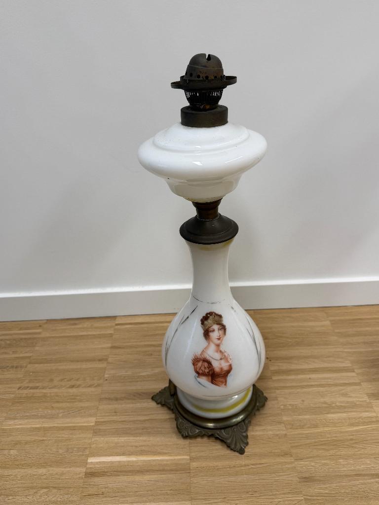 antieke petroleumlamp (met echtgen. Napoleon I), Antiek en Kunst, Ophalen