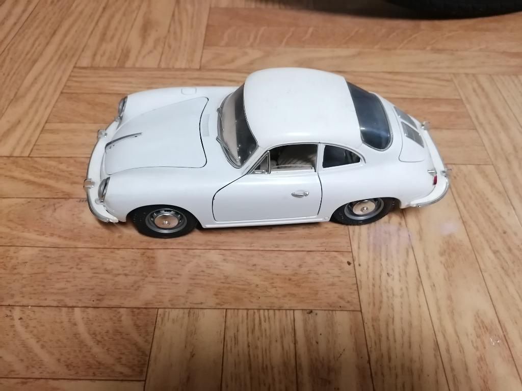 Modelauto Porsche 356 B Coupe uit 1961., Ophalen of Verzenden, Zo goed als nieuw, Auto, Burago