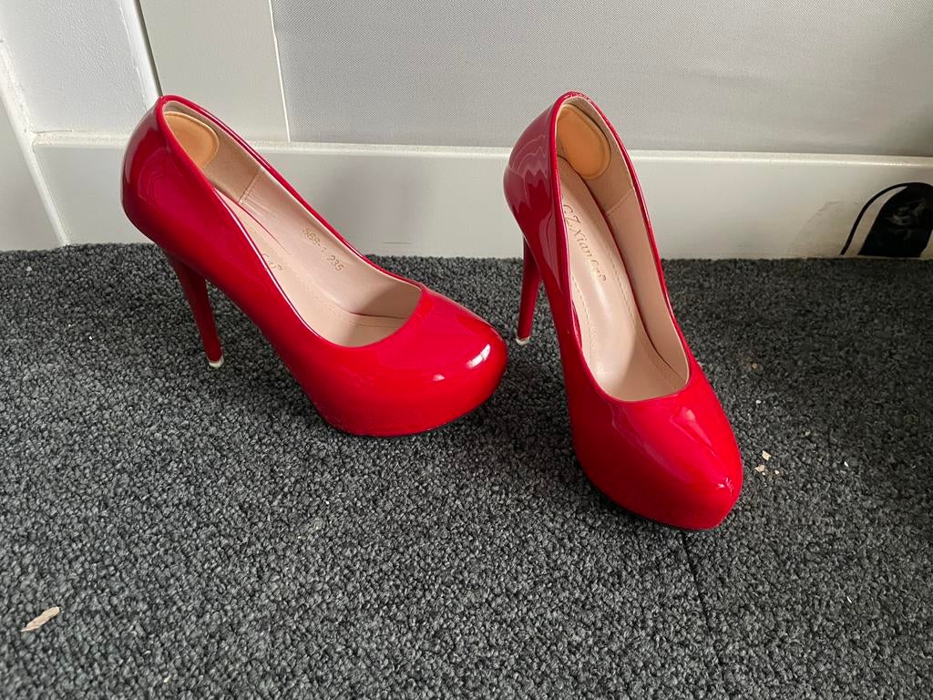 Hoge hakken, high heels, pumps, stiletto, Verzenden, Zo goed als nieuw, Rood