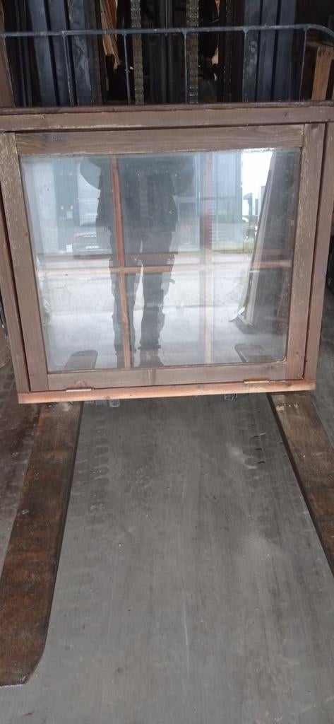 Raam kip raam voor tuinhuis 93x 80 cm, Ophalen, Zo goed als nieuw