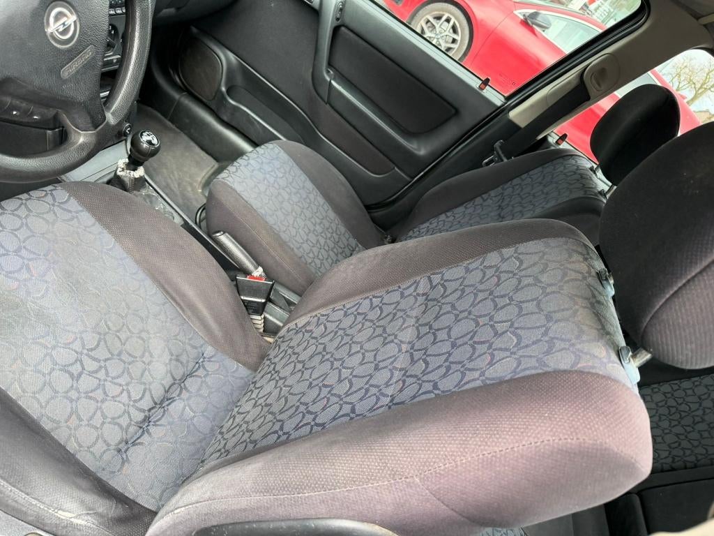 Opel Astra, Auto's, Voorwielaandrijving, 4 cilinders, Particulier, 1000 kg