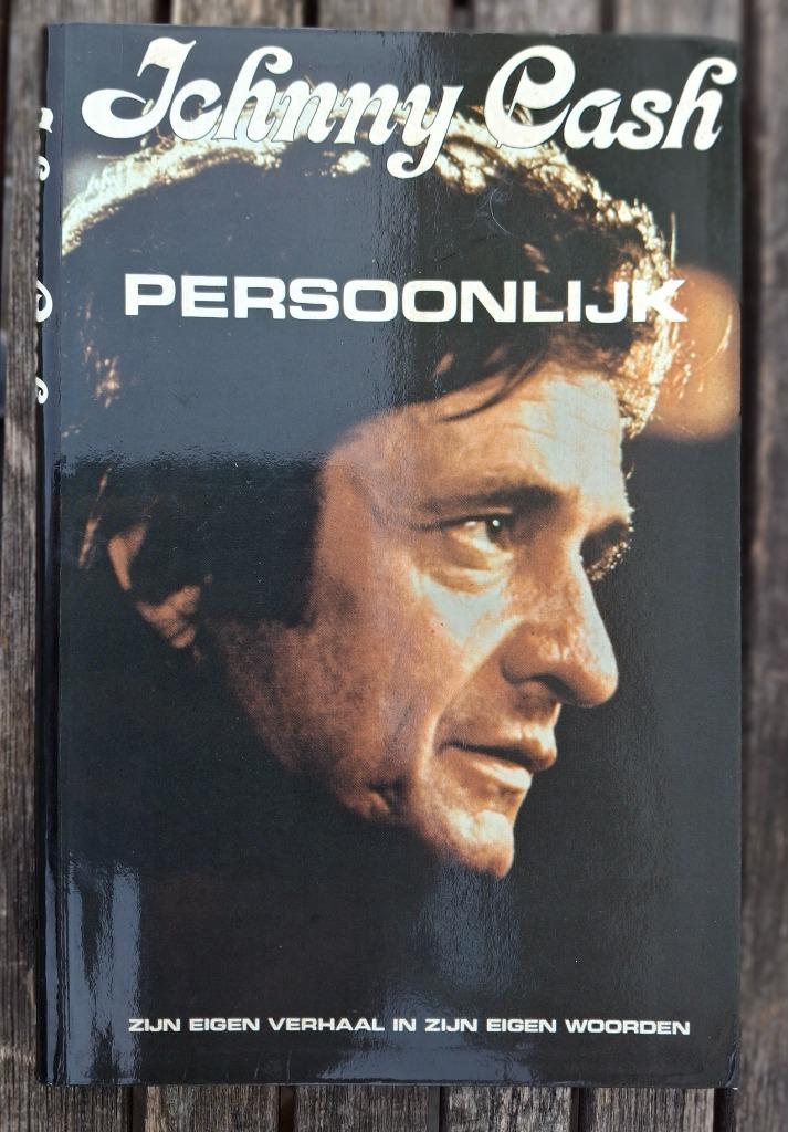 Johnny Cash persoonlijk - J.H. Kok, 2002. - 135pp., Enlèvement ou Envoi