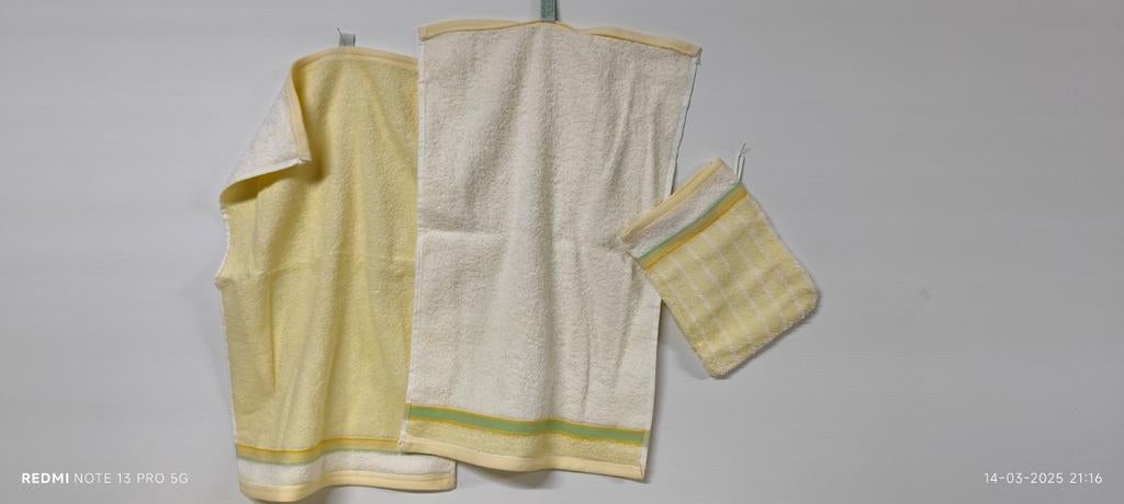 Gastendoekjes en washandjes.Merk Santens. Nieuw., Ophalen, Nieuw, Beige