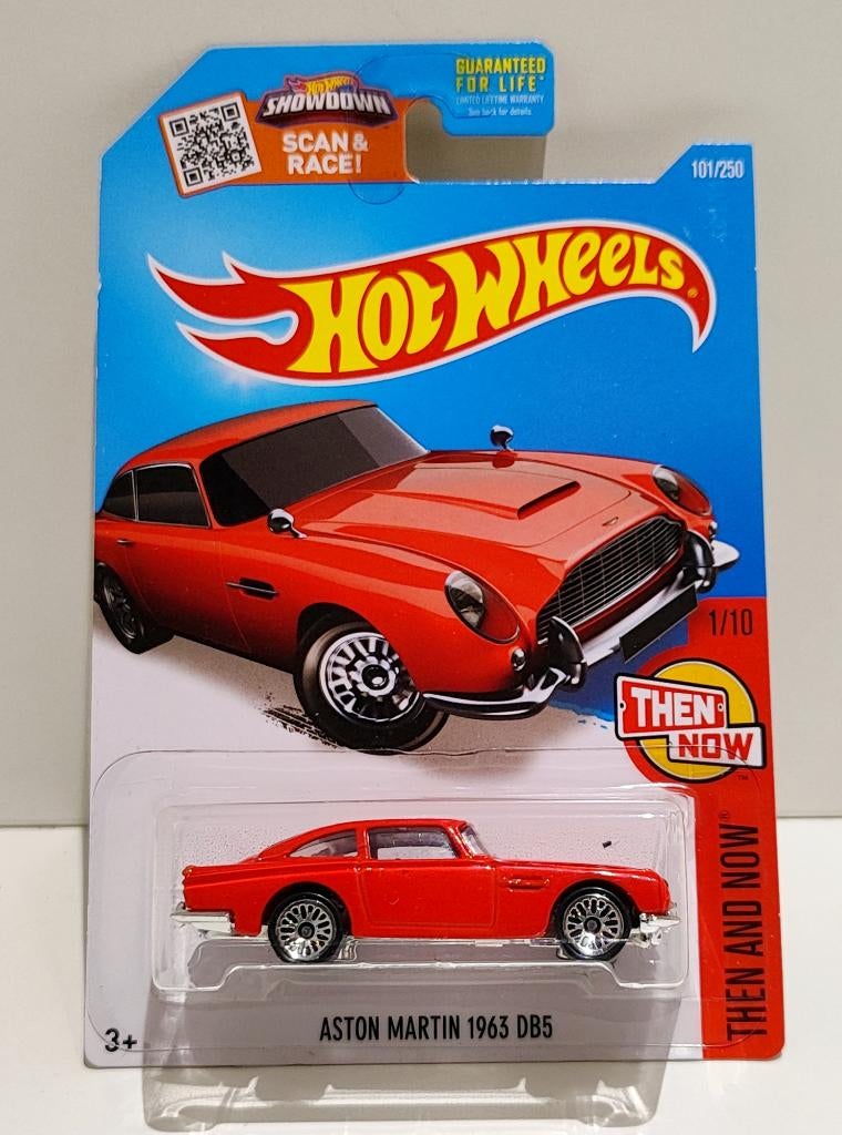 Hot Wheels Aston Martin 1963 DB5 Rood (2015), Hobby en Vrije tijd, Ophalen of Verzenden
