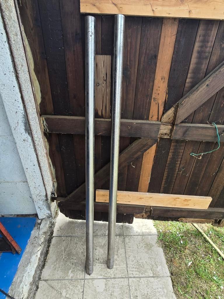 2x 50 mm volle baren 1,5 m lengte, Ophalen, Zo goed als nieuw