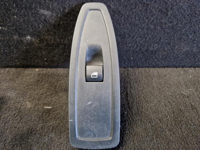 Commutateur vitre électrique d'un BMW 1-Serie, Enlèvement ou Envoi, 3 mois de garantie, Utilisé, BMW
