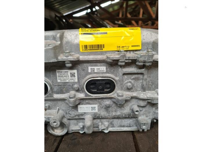 Inverter van een Toyota Rav-4, Auto-onderdelen, Ophalen of Verzenden, 3 maanden garantie, Gebruikt, Toyota