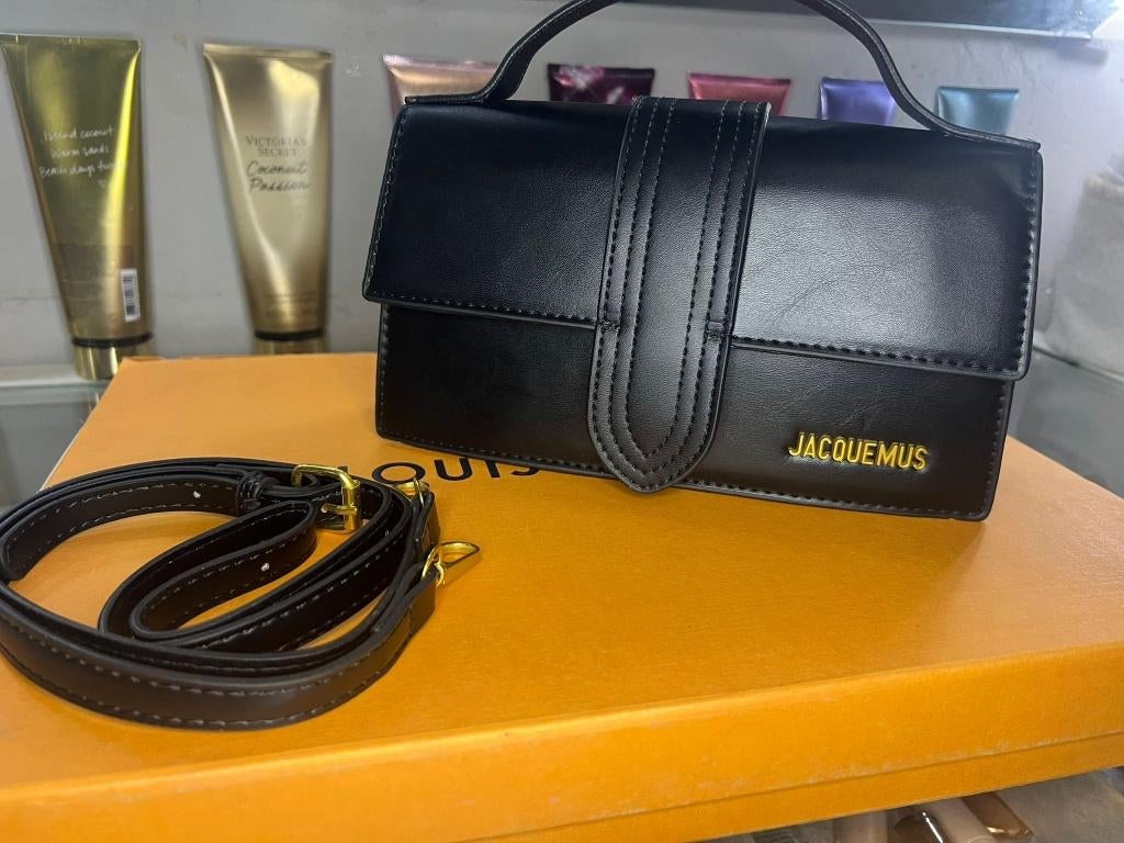 Sac a main bandouliere jacquesmus, Handtassen en Accessoires, Ophalen of Verzenden, Nieuw, Zwart, Overige merken