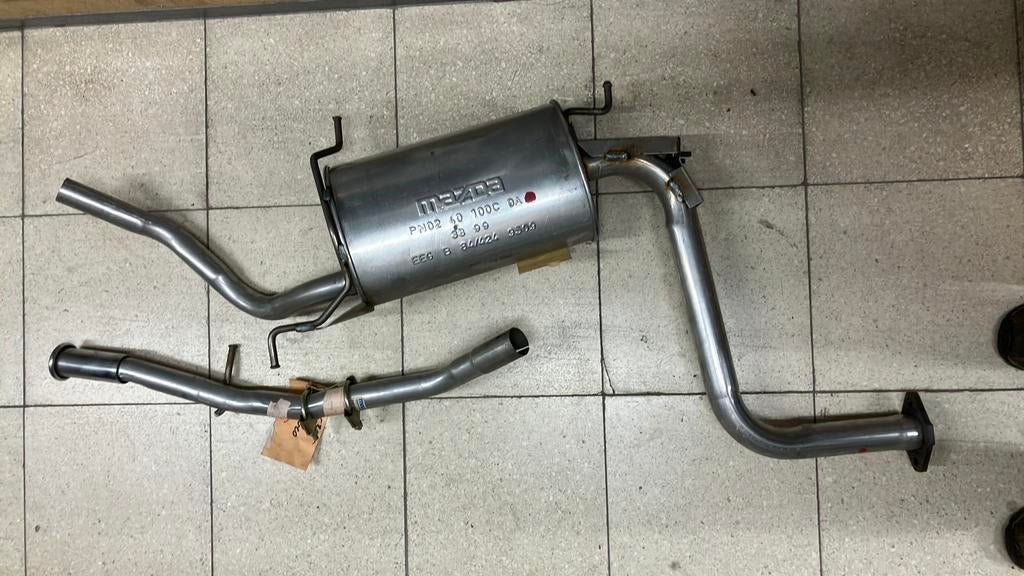 Knalpot mazda 323, Auto-onderdelen, Ophalen, Mazda