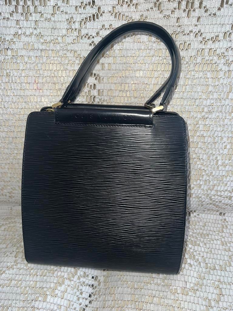 Sac LOUIS VUITTON modèle Figari cuir épi, Enlèvement ou Envoi, Comme neuf, Noir