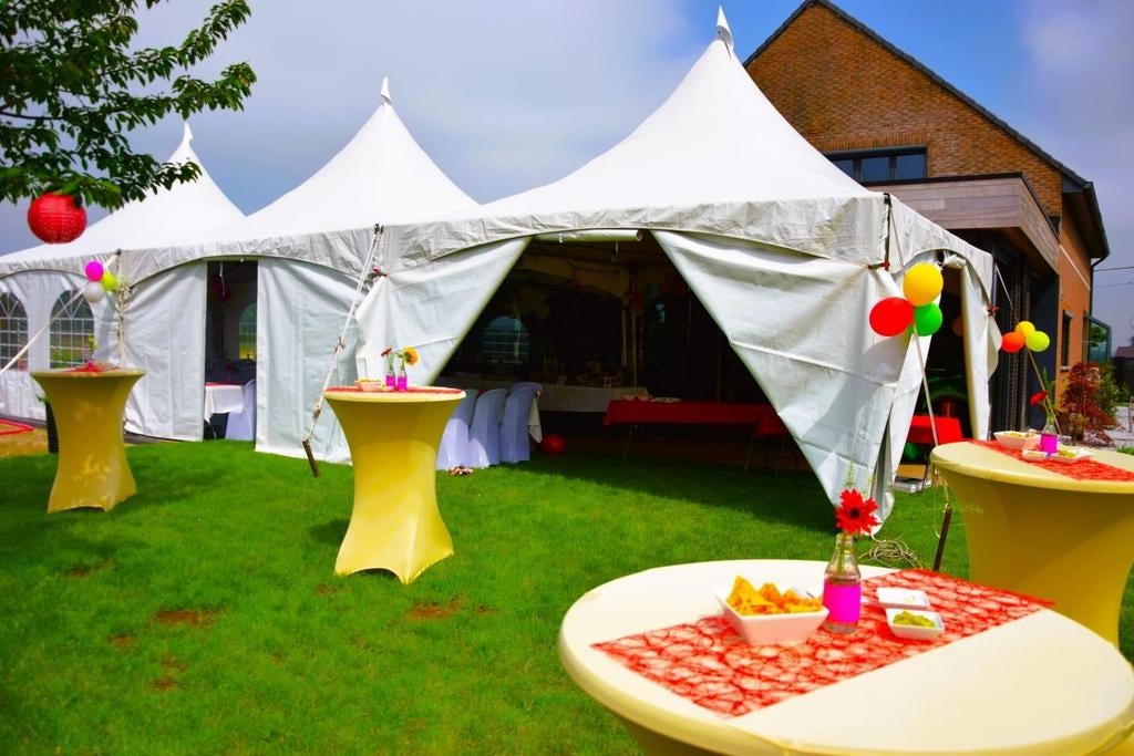 Feestmaterialen te huur, Ophalen