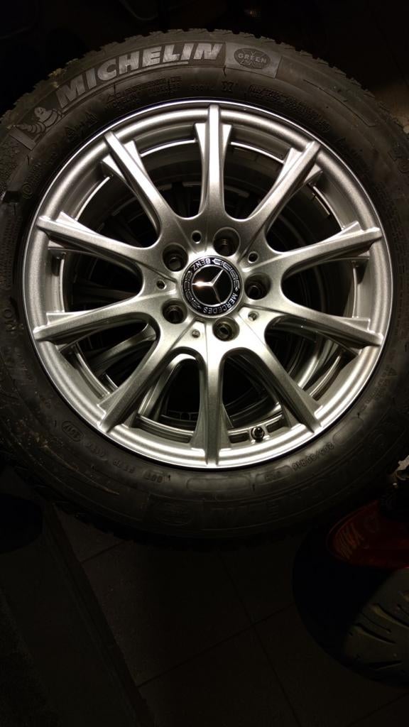 Michelin Alpin avec jantes Mercedes et capteurs de pres⁰ !!!, Ophalen, Velg(en)