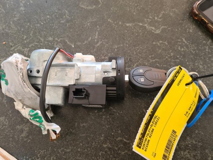 Kontaktslot + Sleutel van een Nissan Micra, Gebruikt, -, -, Ophalen of Verzenden