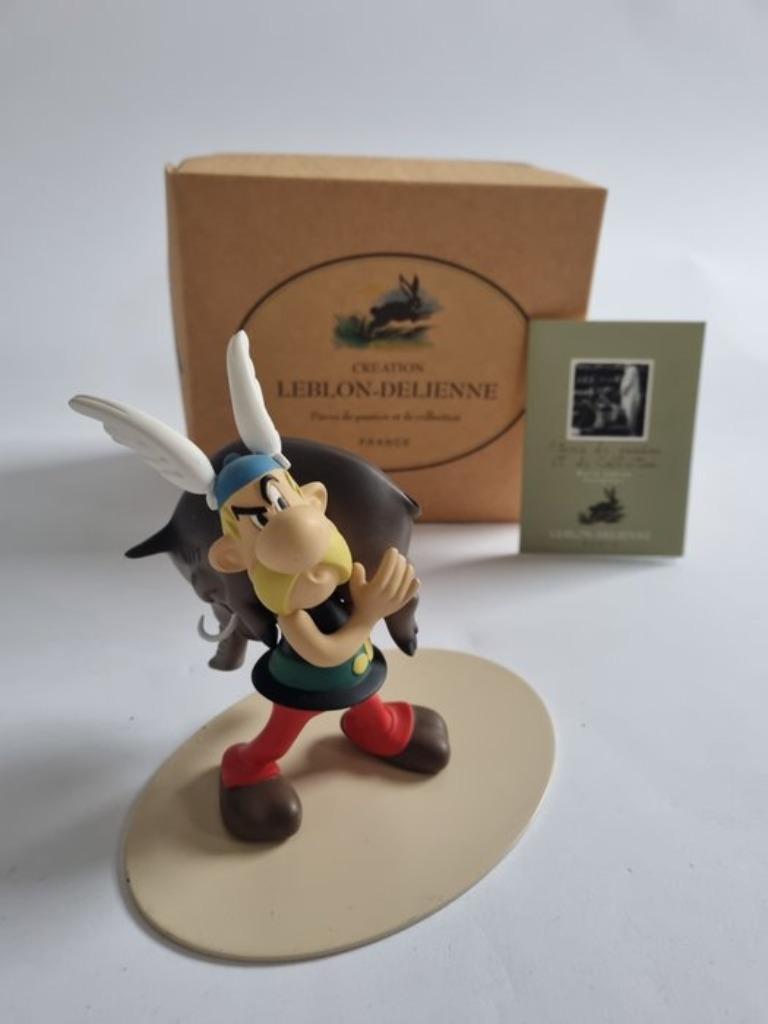 Asterix et sanglier - retour de la chasse - Leblon Delienne, Collections, Enlèvement ou Envoi, Astérix et Obélix, Neuf, Statue ou Figurine