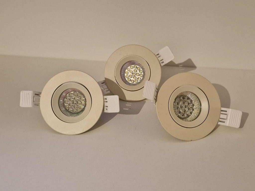 Spot encastré 3x avec ampoule LED, Enlèvement ou Envoi, Comme neuf, Spot encastrable ou Spot mural