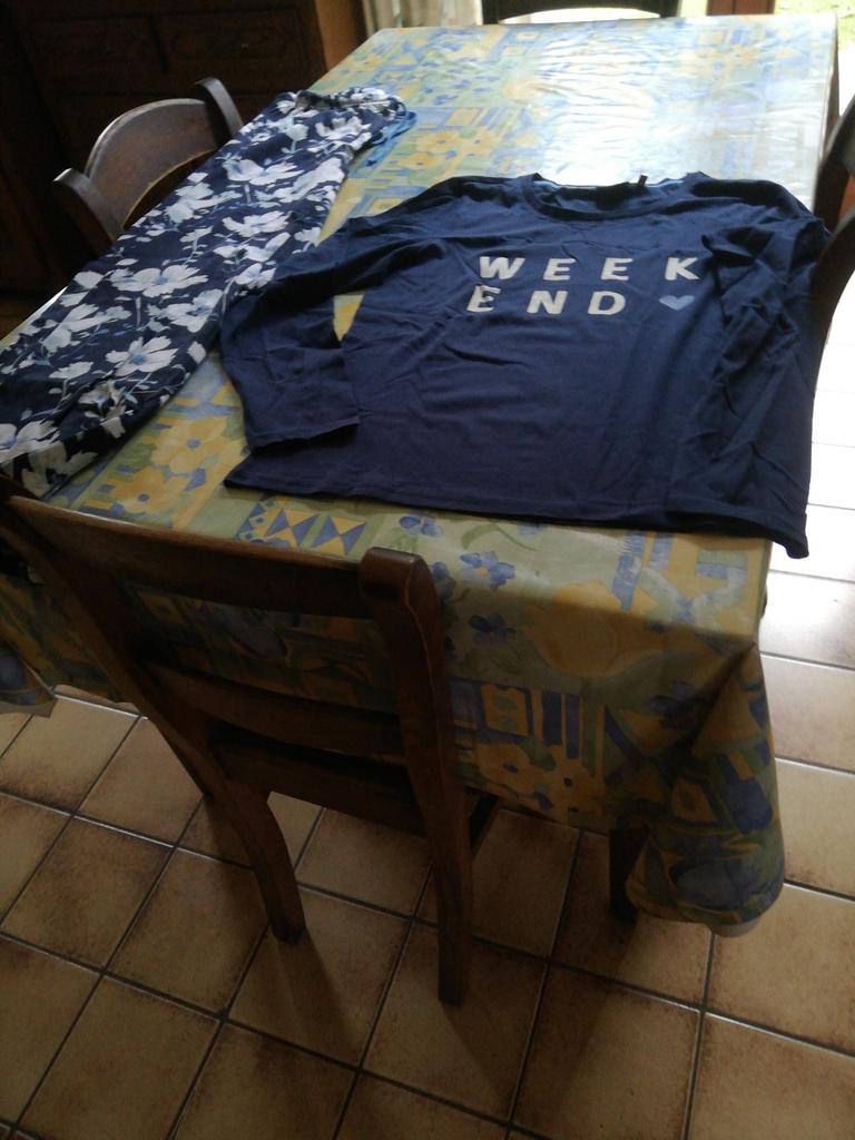 Pyjama dame. Taille M. Neuf. Ne, Enlèvement ou Envoi
