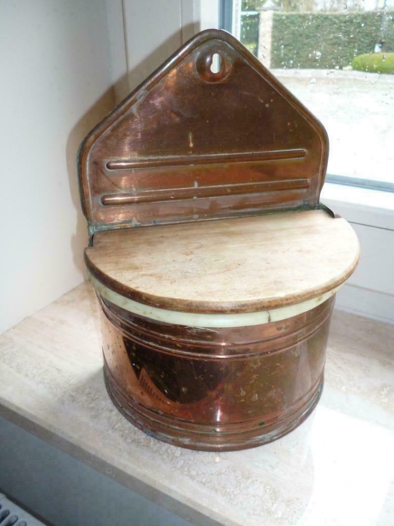 Antieke oude koperen zoutpot met houten deksel vintage déco, Antiek en Kunst, Curiosa en Brocante, Ophalen of Verzenden
