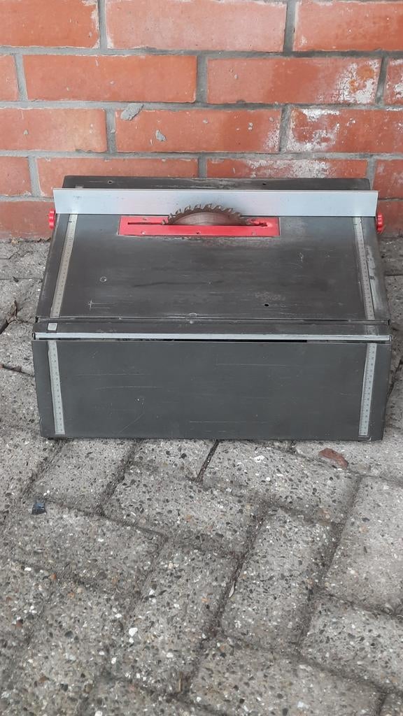 Zaagmachine voor hout zeer goede staat, Enlèvement