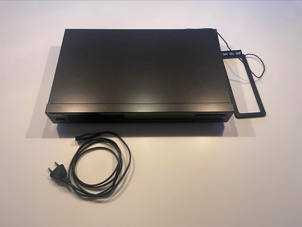 Technics Quartz Synthesizer LW/MW/FM Stereo tuner ST-610L, Enlèvement ou Envoi, Utilisé