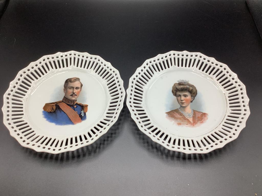 Paire d’assiettes Roi Albert 1er et Elisabeth, Enlèvement ou Envoi